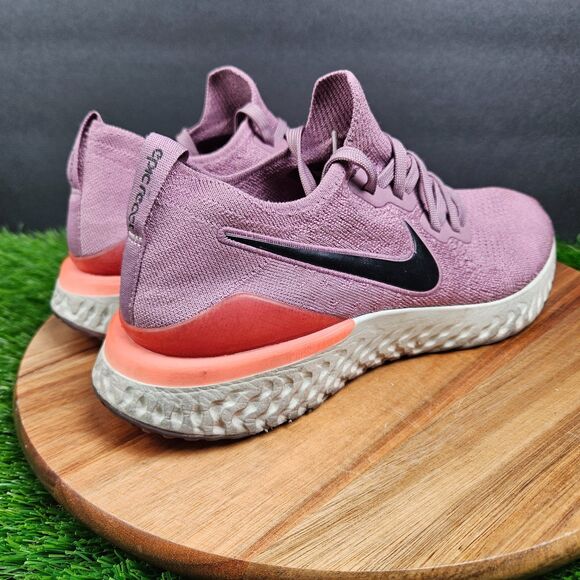Nike Epic React Flyknit 2 Shoes Womens 10 Plum Dust Athletic Running Sneakers - Picture 2 of 13